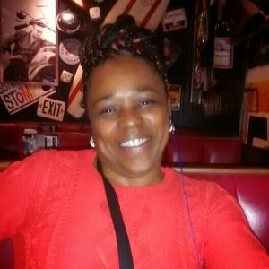 Meet your Posher, Cora